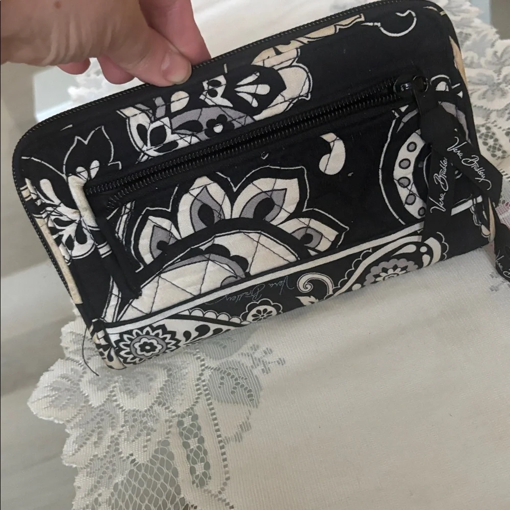 Vera Bradley Midnight Paisley Pattern Turn Lock Wallet - Picture 2 of 4